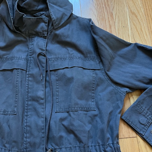 Universal Thread Utility Jacket - Picture 4 of 6